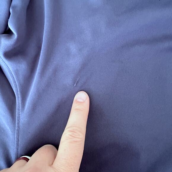 Under Armour Shorts - Picture 5 of 5